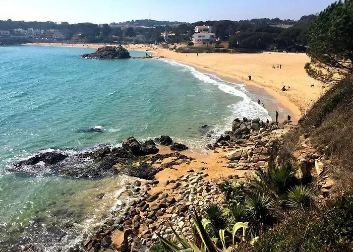 Casa Con Piscina A Menos De 1 Min De La Playa. Aa