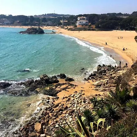 Casa Con Piscina A Menos De 1 Min De La Playa. Aa