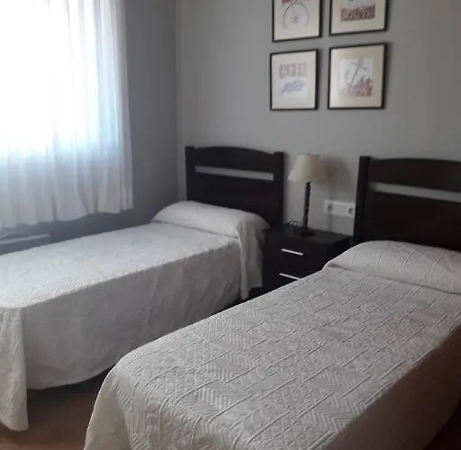 Casa Con Piscina A Menos De 1 Min De La Playa. Aa *